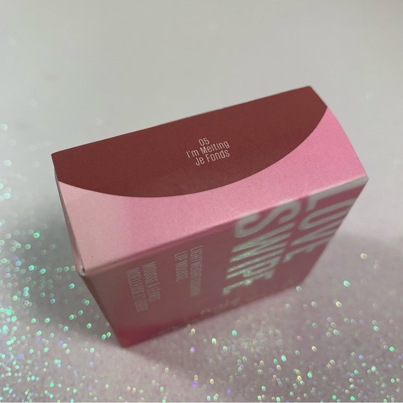 Kaja Love Swipe Lipstick I’m Melting - Picture 2 of 3
